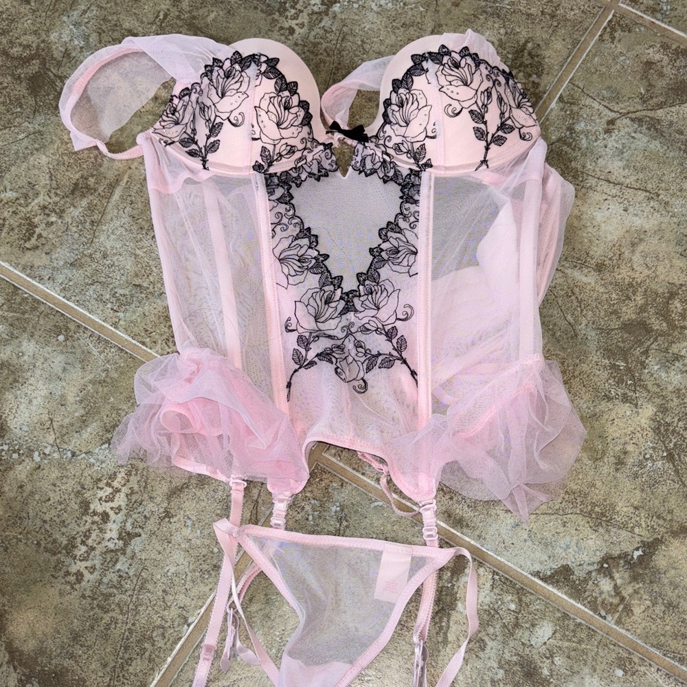 Victoria's Secret Pink and Black Lace Bustier